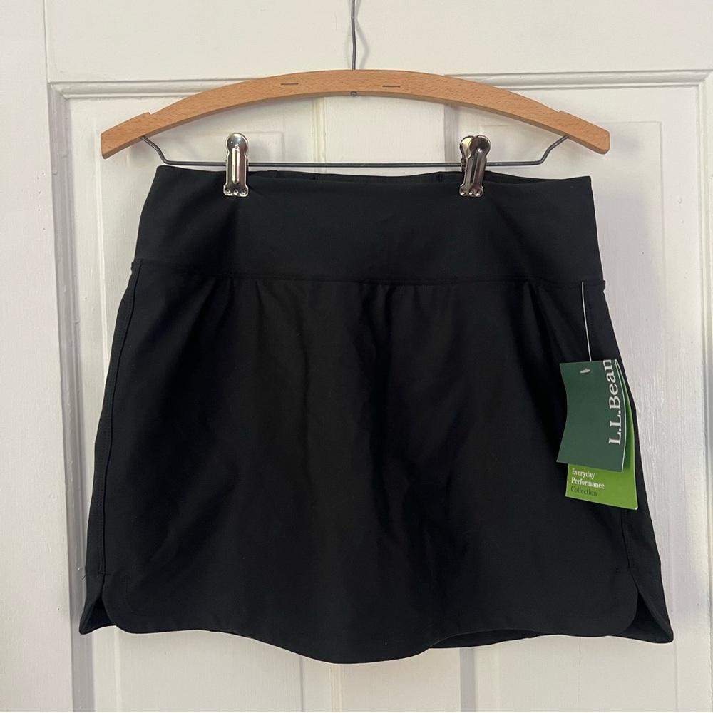 NWT L.L. Bean Black Performance Skort